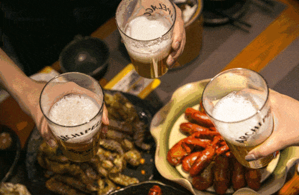 吃瓜群众的啤酒,吃瓜群众的热烈夏日盛宴