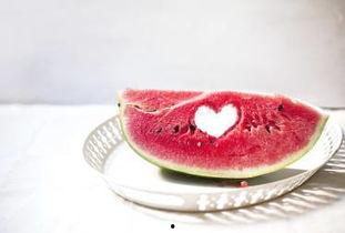 结婚后吃瓜,吃瓜群众见证幸福瞬间