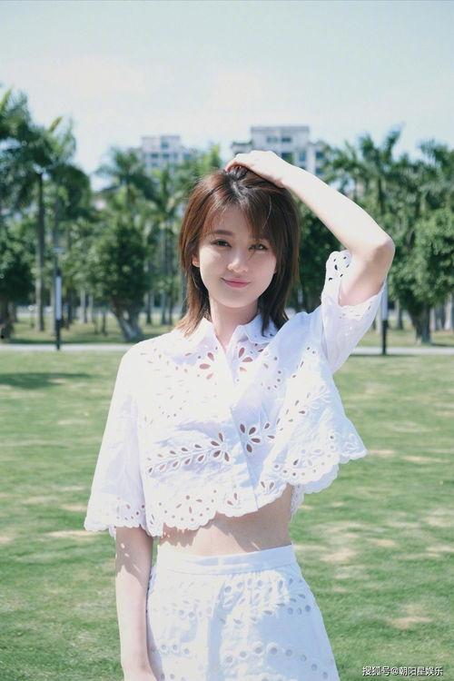 李苗苗吃瓜,揭秘娱乐圈幕后故事